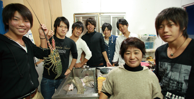 スライダー中04